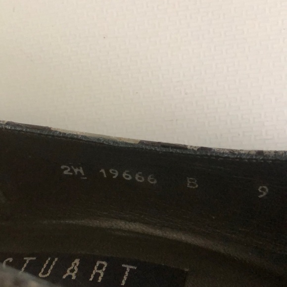 Stuart Weitzman Snakeskin print heels item#39 - Picture 9 of 9